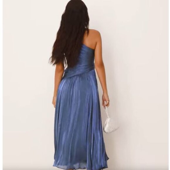 Forever New Metallic Asymmetrical Maxi Dress BNWT - Picture 5 of 8